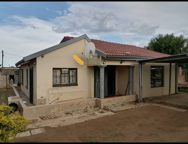 3 BEDROOM HOUSE FOR SALE IN POLOKWANE EXT 44